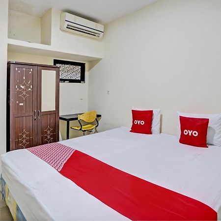 Oyo 93112 Garden Homestay 3 Merlion Surabaja Exteriér fotografie